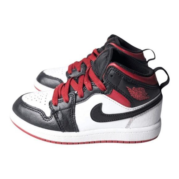 Nike Kids Sneakers Black Red White - Picture 2 of 7